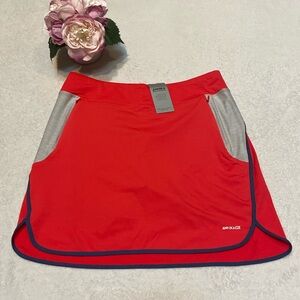 ANNIKA NWT Size M Skort 50 UPF Pockets